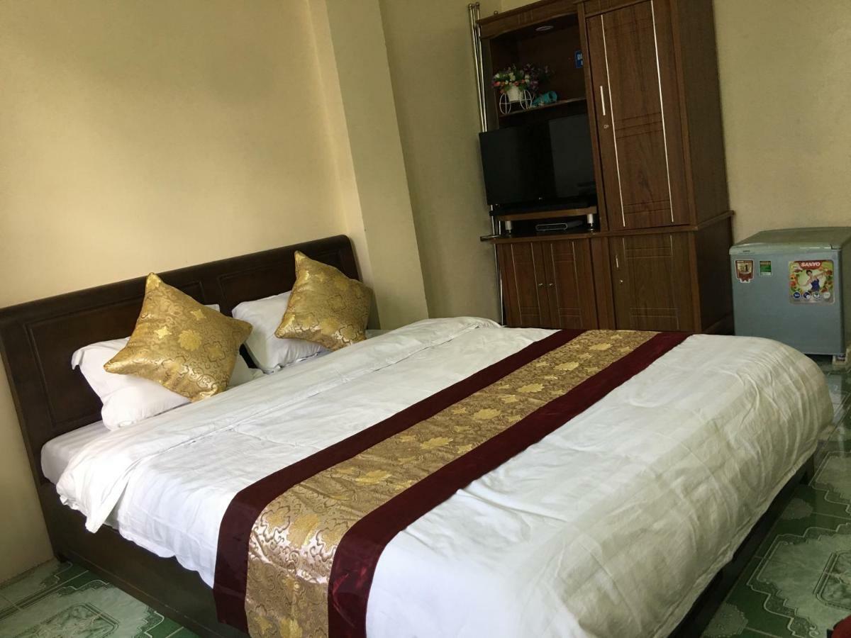 Hoang Ngoc Hotel Dong Van  Buitenkant foto